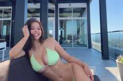 Ataşehir Her yere gelen Seksi Escort Azra