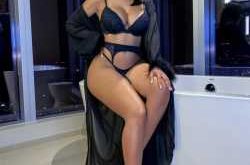 Ümraniye Kocaman Memeli Escort Kadın Rita