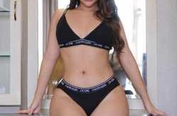 Ümraniye Seksi Seven Escortlar Arasında Tercih Yapmak Güç Olacak